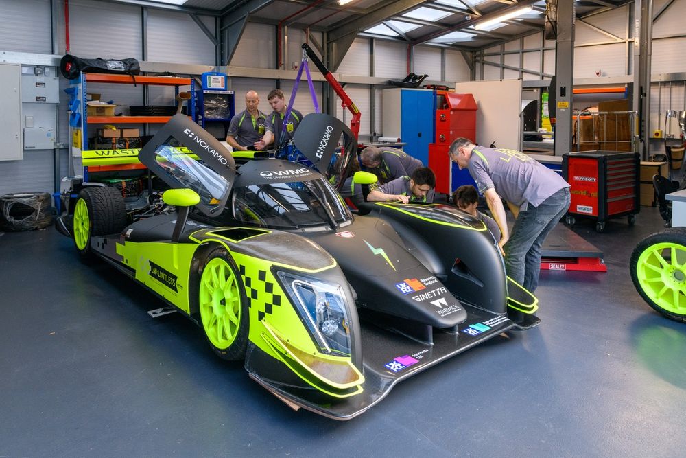 Opting for a hydrogen ICE adds further complexity to the Waste2Race project