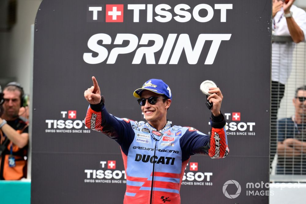 Marc Marquez a dédié sa médaille du sprint aux victimes des intempéries de Valence.