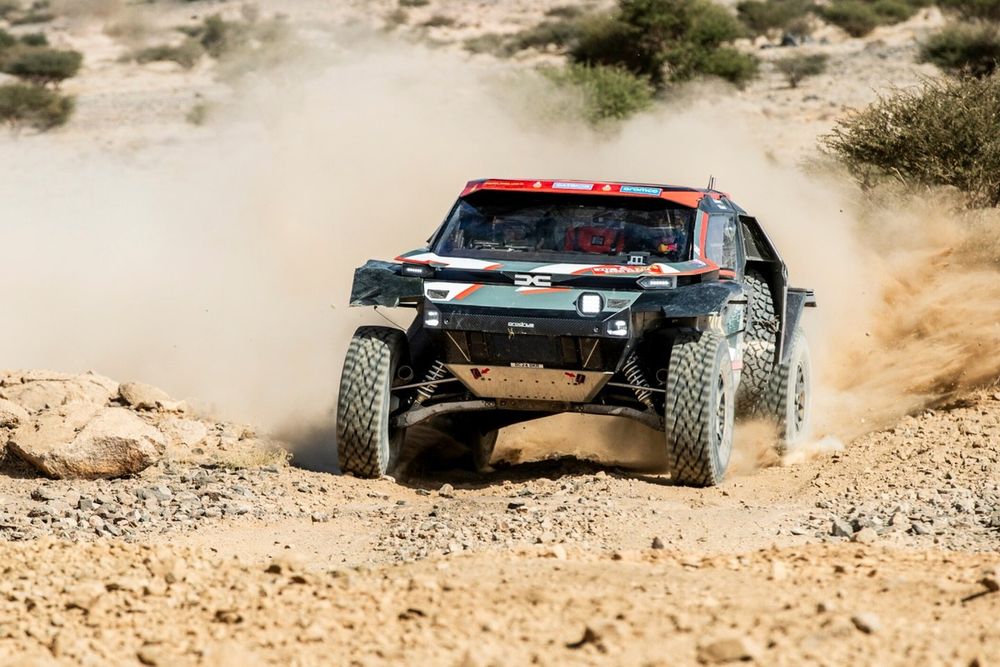 #212 The Dacia Sandriders Dacia: Cristina Gutiérrez, Pablo Moreno