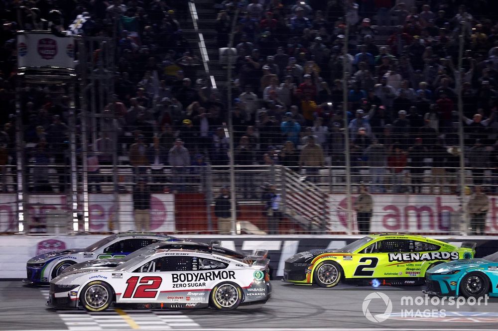 Ganador Daniel Suárez, Trackhouse Racing, Chevrolet Camaro