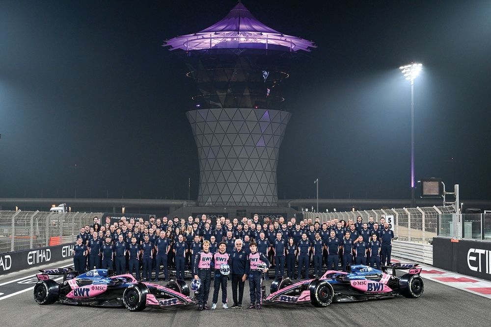 Lining up for Alpine’s end-of-2025-season team photo; Nielson reckons that “it’s good to be back”