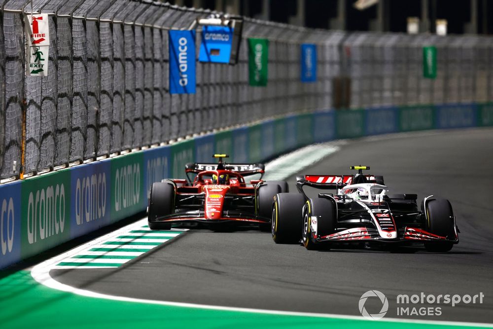 Nico Hulkenberg, Haas VF-24, Oliver Bearman, Ferrari SF-24