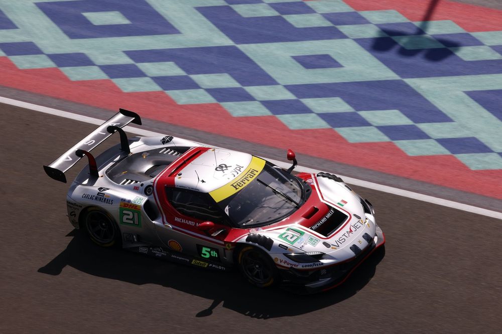 #21 Vista AF Corse Ferrari 296 LMGT3: François Heriau, Simon Mann, Alessio Rovera