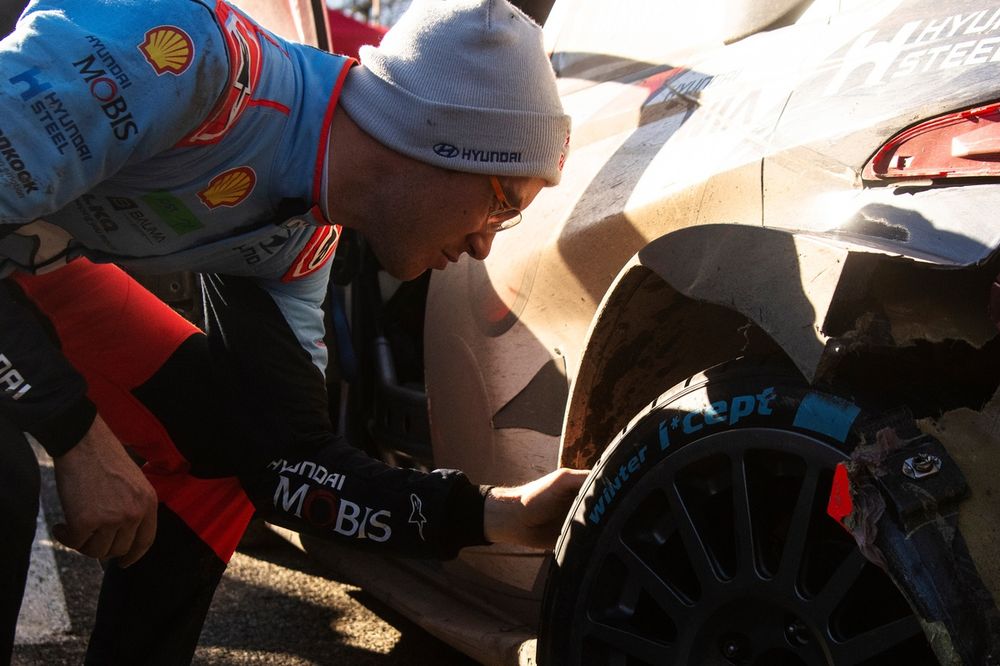 Thierry Neuville, Hyundai World Rally Team
