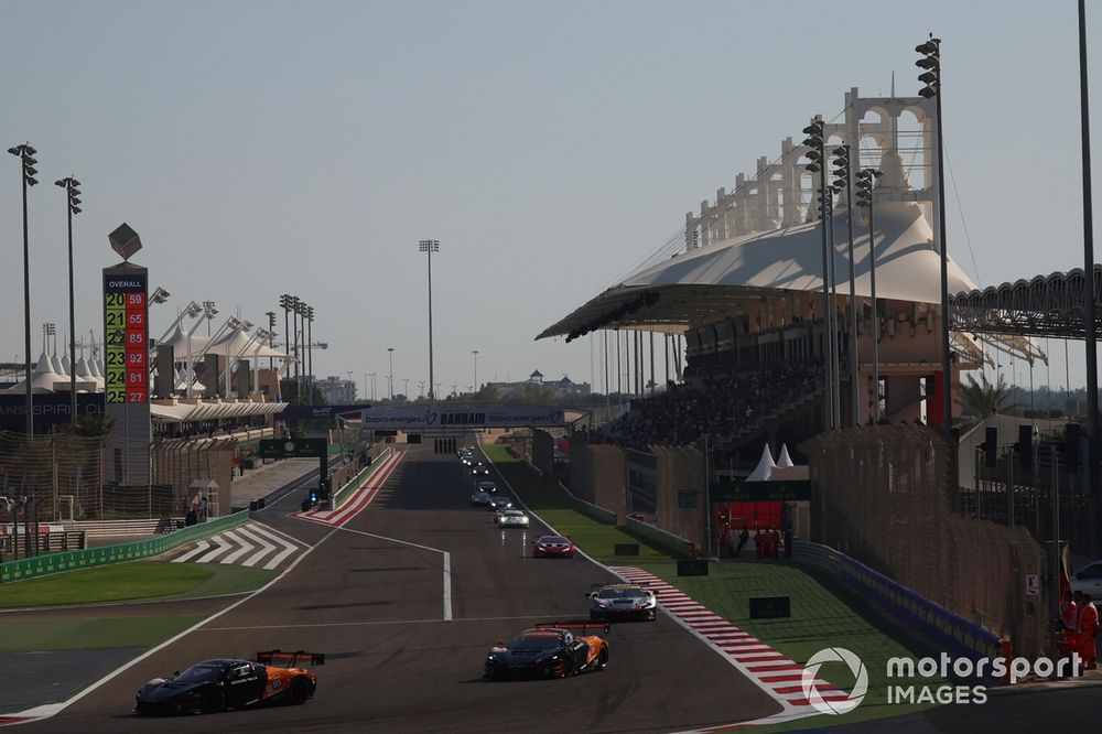 #95 United Autosports McLaren 720S LMGT3 Evo: Joshua Caygill, Nicolas Pino, Marino Sato, #59 United Autosports McLaren 720S LMGT3 Evo: James Cottingham, Nicolas Costa, Gregoire Saucy