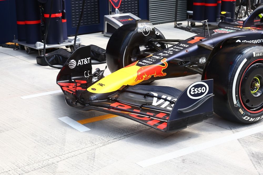 Red Bull RB21: ecco la nuova ala anteriore di Verstappen