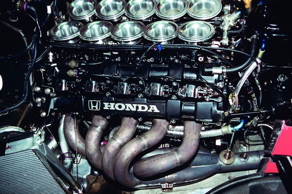 McLaren MP4/5B, Honda RA109E 3.5 V10.