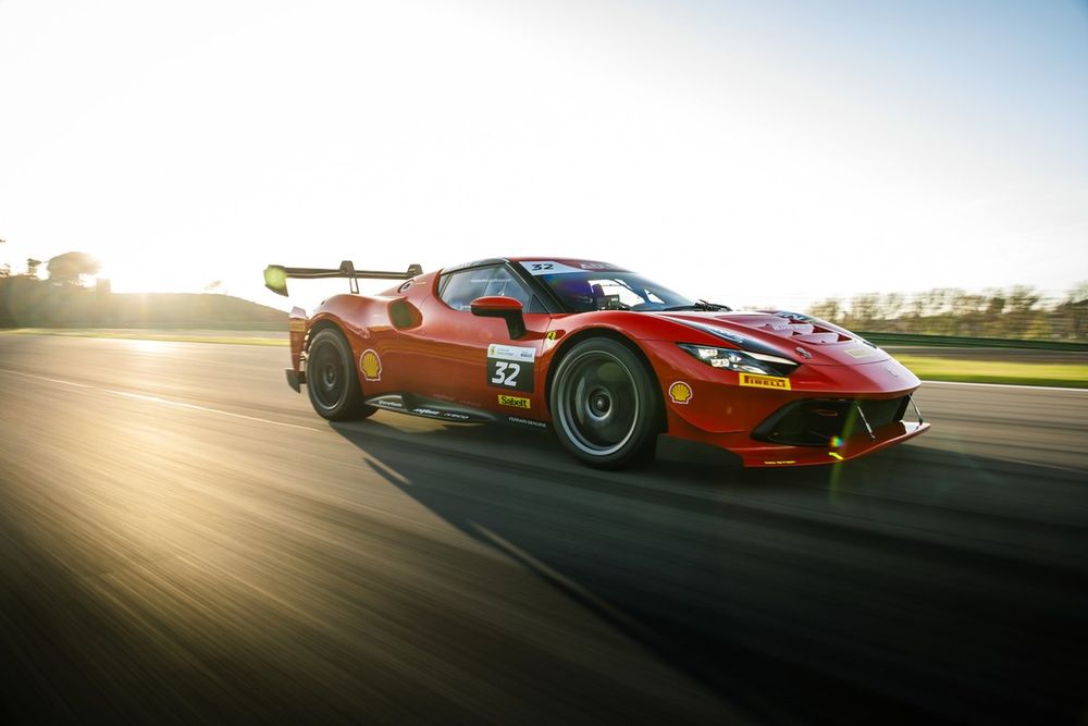Ferrari 296 Challenge