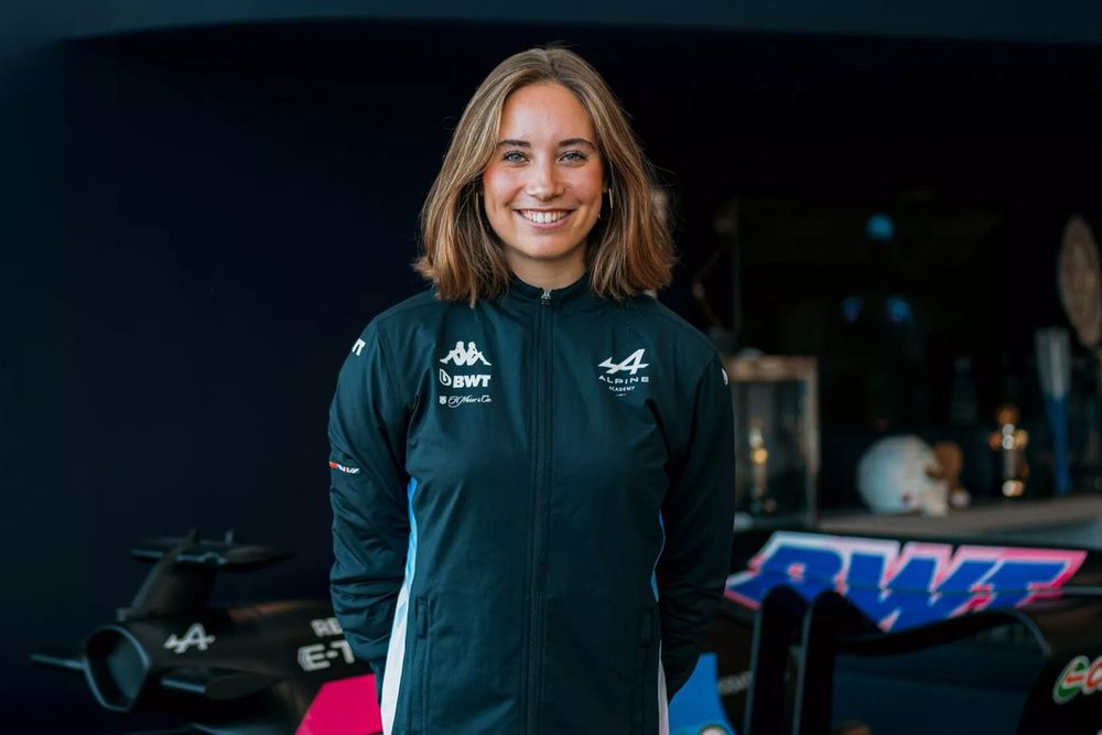 Nina Gademan maakt sinds december deel uit van de Alpine Academy.