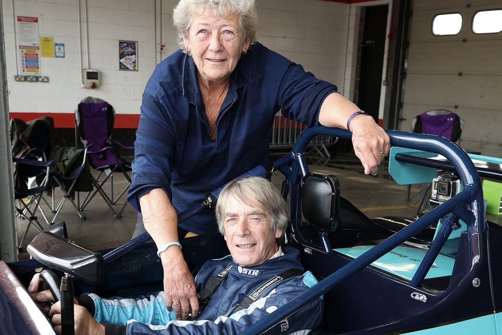 Harris and wife Sue, a fellow enthusiast, aka Im ‘n’ Er Racing 