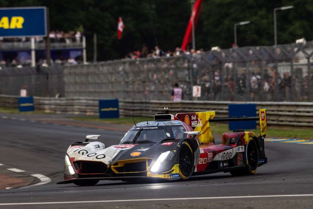  #20 BMW M Team WRT BMW M Hybrid V8: René Rast, Robin Frijns, Sheldon Van Der Linde