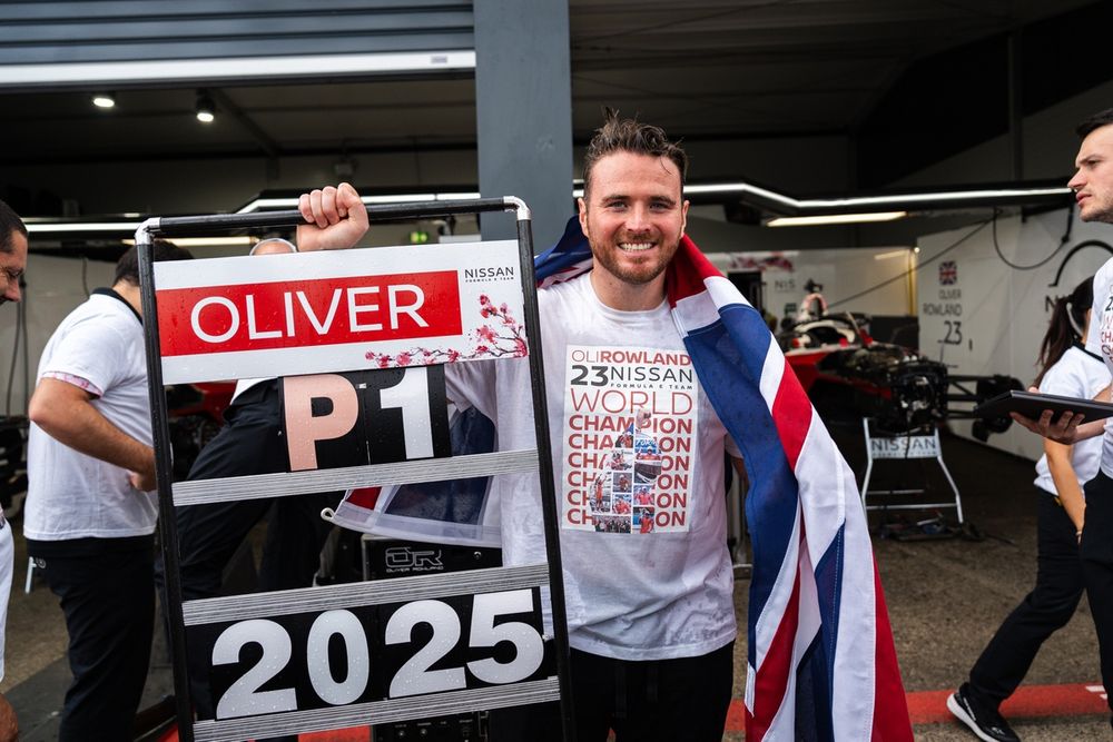 Oliver Rowland, Nissan Formula E Team