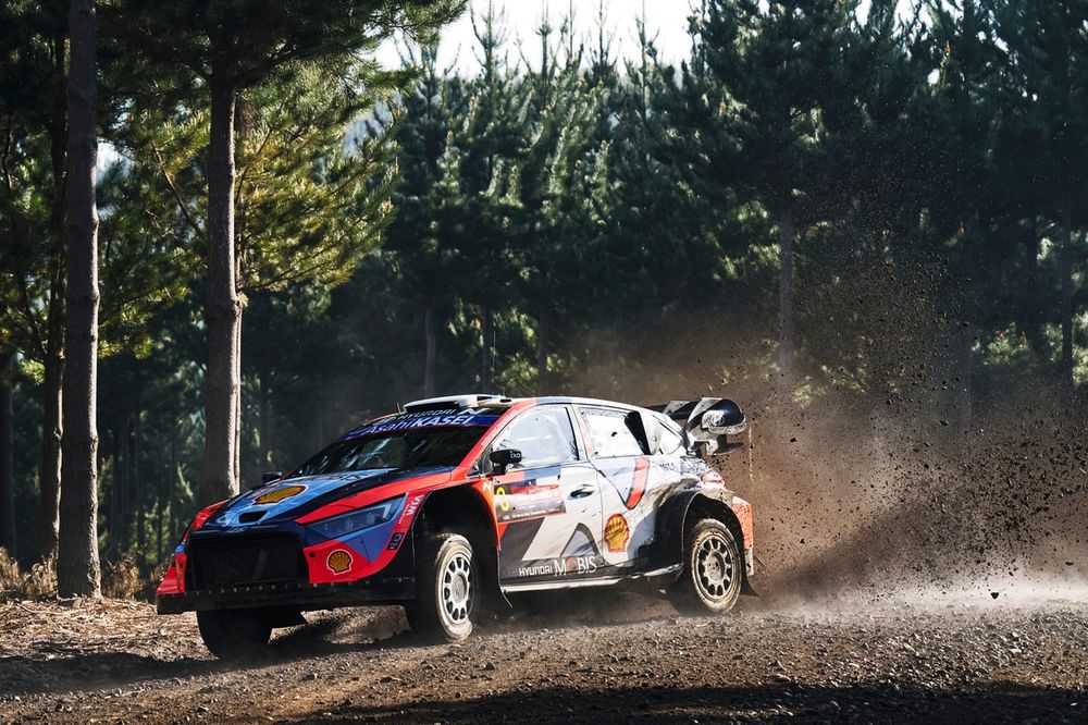 Adrien Fourmaux берет лидерство WRC Rally Chile в пятницу Adrien Fourmaux берет лидерство WRC Rally Chile в пятницу