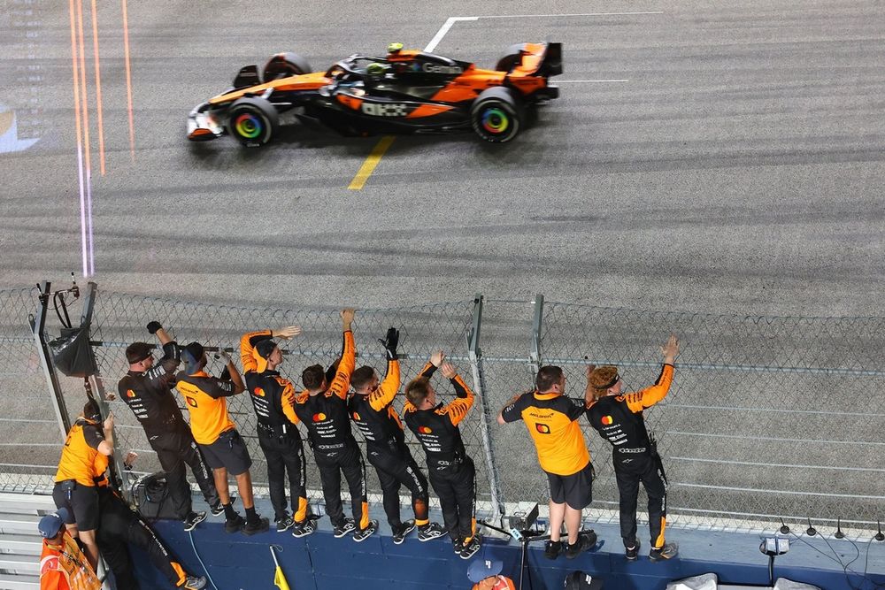 Как McLaren будет иметь дело с напряженностью водителя после F1 Singapore GP Clash