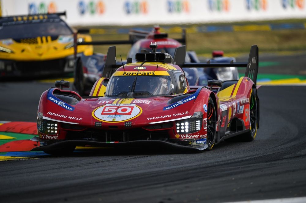 #50 AF Corse Ferrari 499P: Antonio Fuoco, Nicklas Nielsen, Miguel Molina