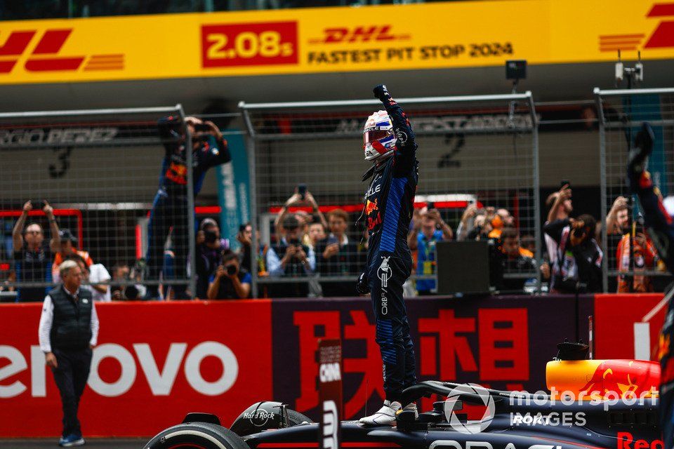 Max Verstappen, Red Bull Racing, 1st position, celebrates in Parc Ferme