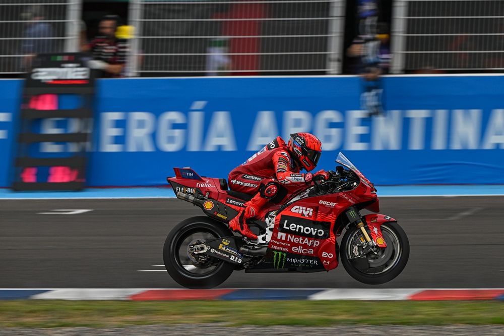Márquez sigue intratable y se impone en la sprint de Argentina