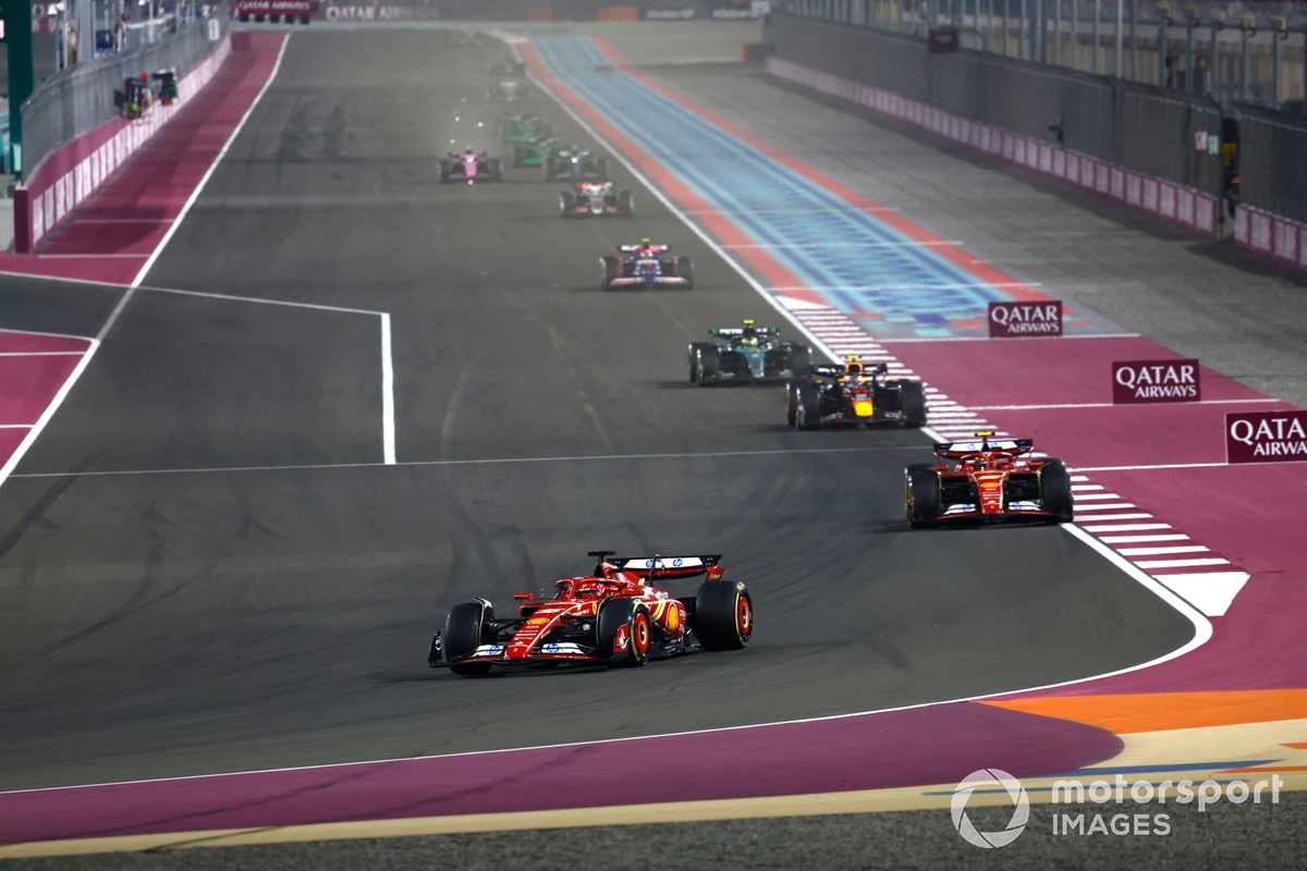 Charles Leclerc,‍ Ferrari SF-24, Carlos‌ Sainz, Ferrari SF-24, Sergio Perez, Red Bull⁣ Racing RB20