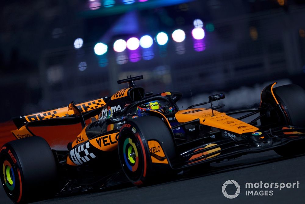 Oscar Piastri, McLaren MCL38