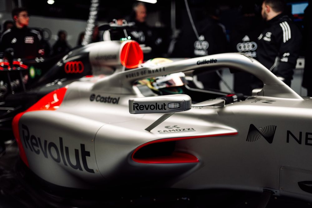 Ecco l'Audi R26 che si era vista a Barcellona con forme molto tradizionali