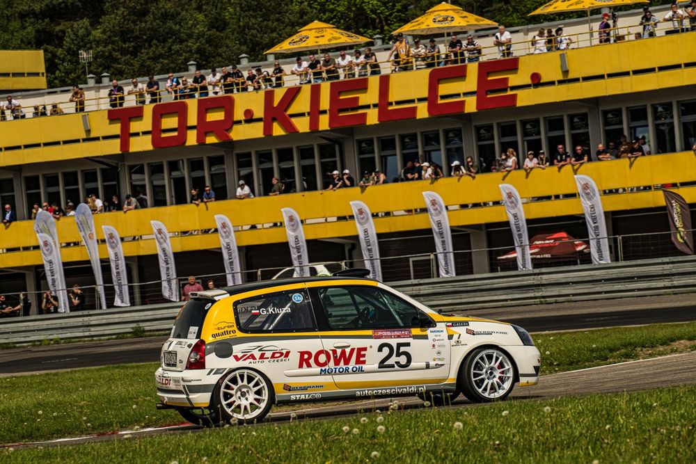 Grzegorz Kluza, Renault Clio