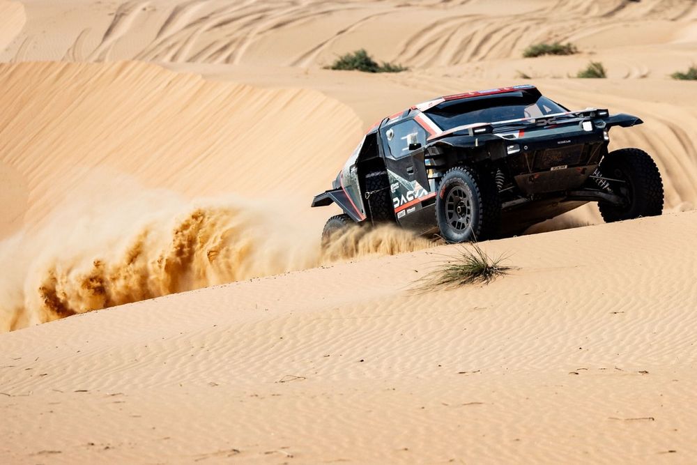 #212 The Dacia Sandriders Dacia: Cristina Gutiérrez, Pablo Moreno