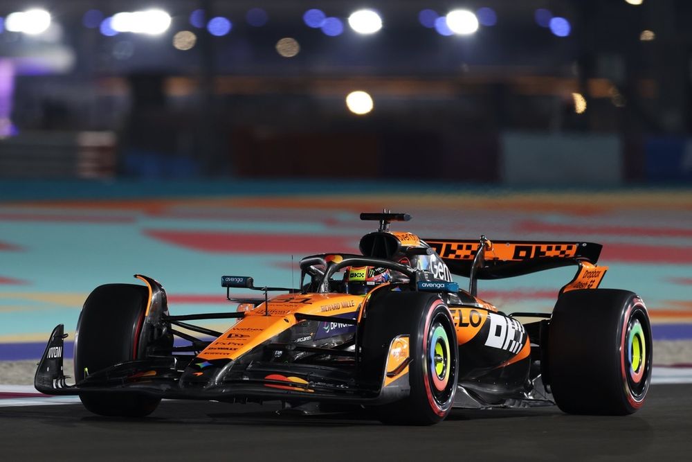 'Minipole' de Piastri en Qatar, con Norris 3º y Verstappen falla; Alonso brilla