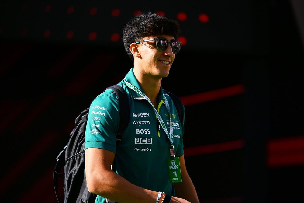 Mari Boya, junior Aston Martin.