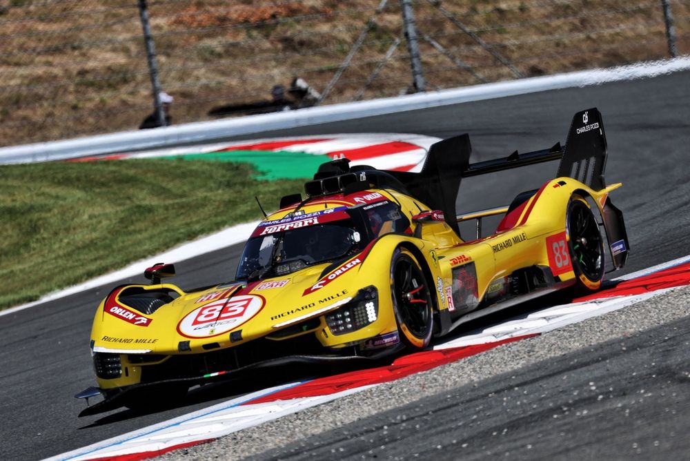 #83 AF Corse Ferrari 499P: Robert Kubica, Yifei Ye, Philip Hanson