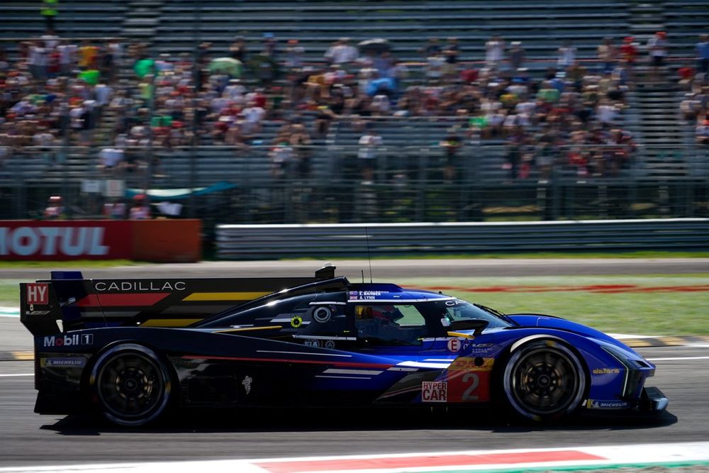 #2 Cadillac Racing Cadillac V-Series.R: Earl Bamber, Alex Lynn, Richard Westbrook