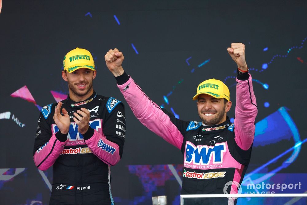 Esteban Ocon, Alpine F1 Team, 2nd position, Pierre Gasly, Alpine F1 Team, 3rd position, celebrate on the podium