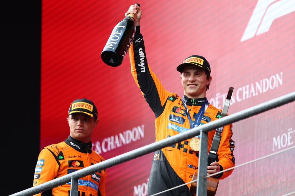 Lando Norris, McLaren, Oscar Piastri, McLaren