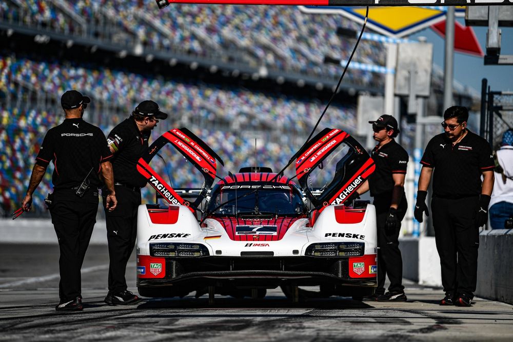 Первый взгляд на автомобили LMDh 2026 года выпуска