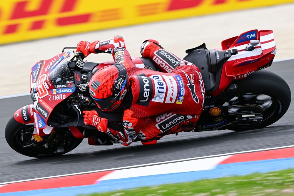 Qué pilotos pasan a la Q2 de MotoGP en Hungría y quiénes disputarán la Q1