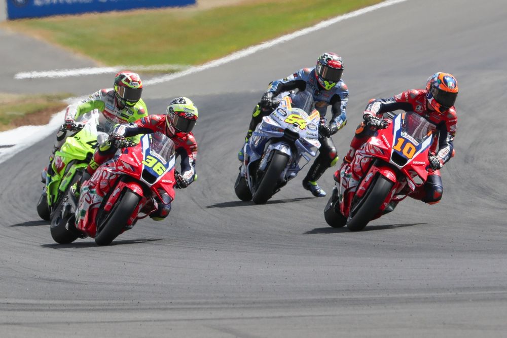 Joan Mir (36) y Luca Marini (10), Honda HRC