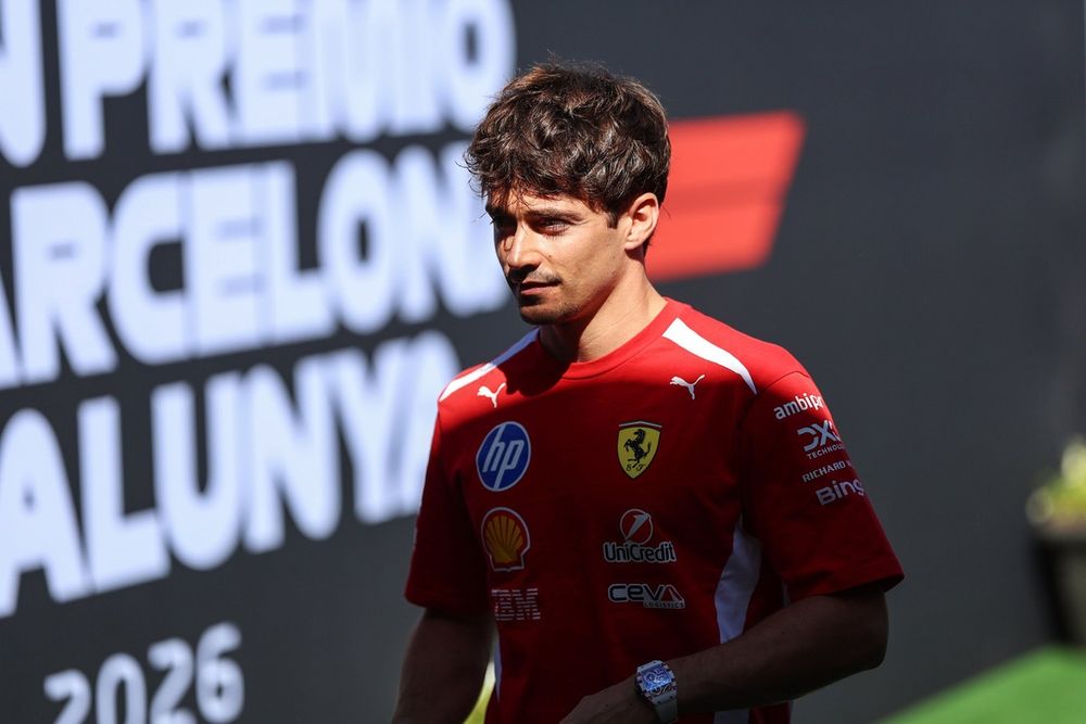 VIDEO: El choque de Leclerc en la clasificación de Barcelona que lo sentencia en la parrilla
