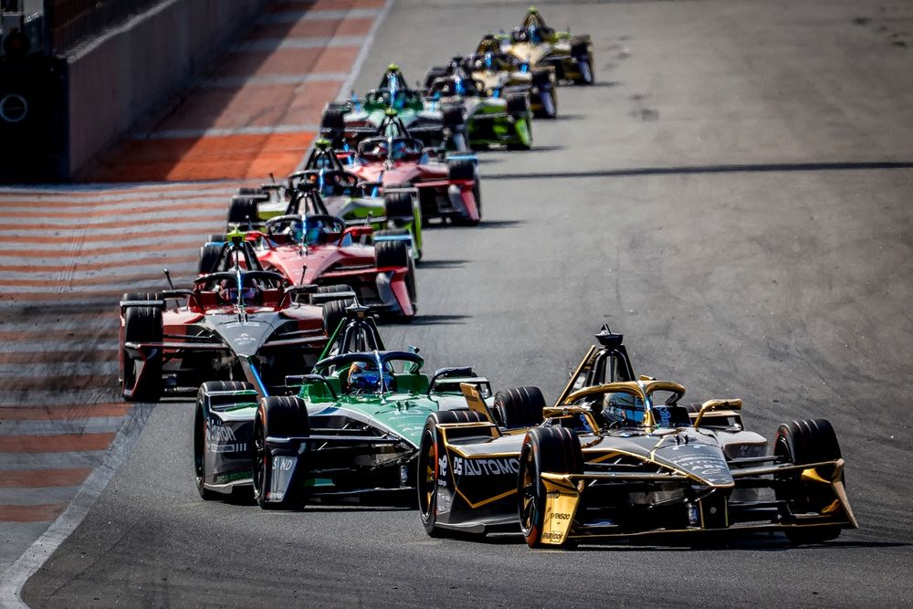 Taylor Barnard, DS Penske