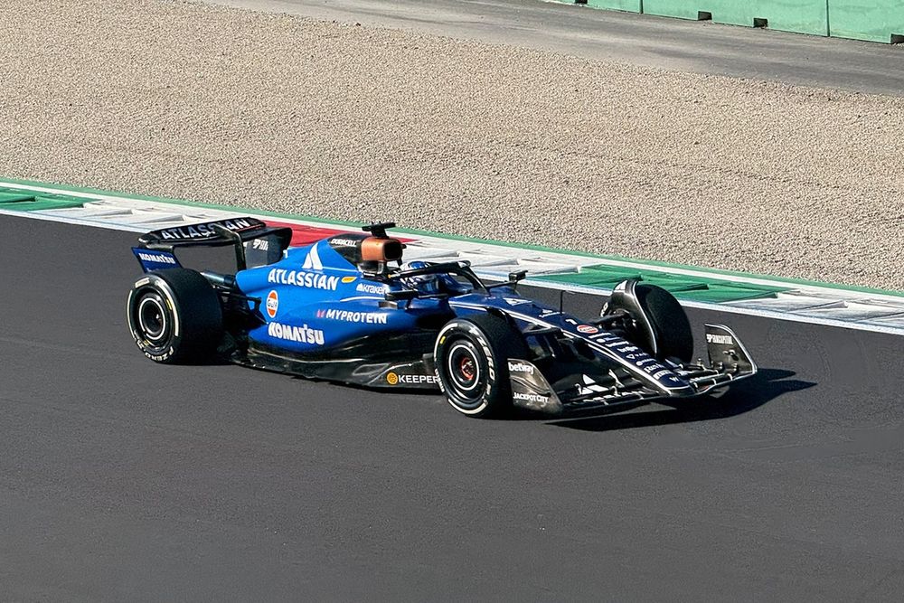 Victor Martin sulla Williams FW45 a Monza