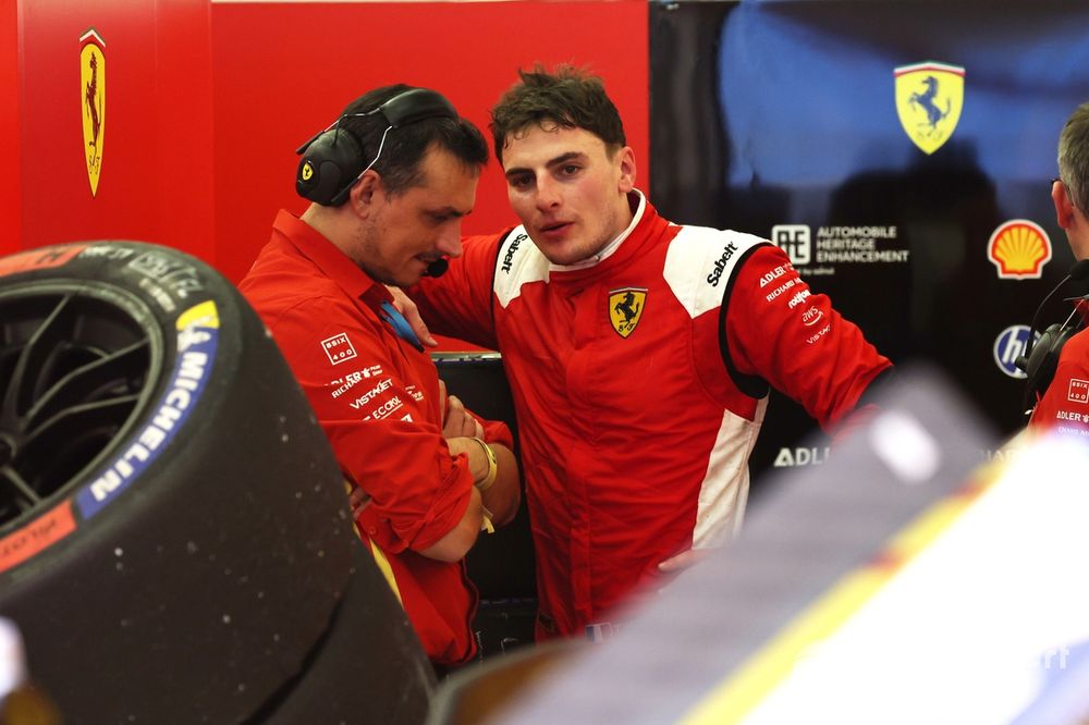 #51 Ferrari AF Corse Ferrari 499P: Thomas Neubauer