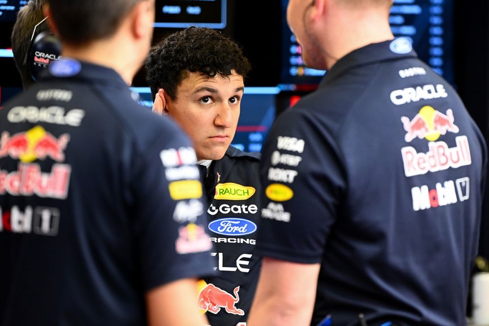 Isack Hadjar, Red Bull Racing