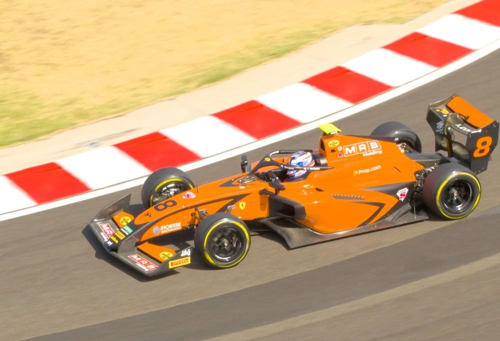 F3 en Hungría - Taponen logra la pole por delante de Slater y  Colnaghi