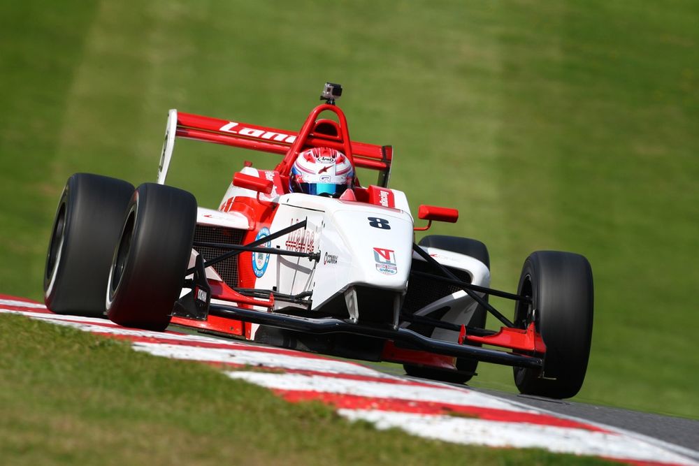George Russell, Lanan Racing 