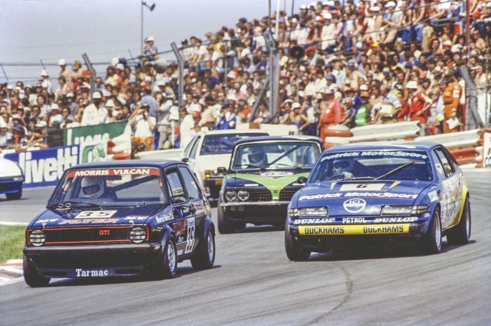 John Morris was a
British Saloon Car Championship regular in a VW Golf
