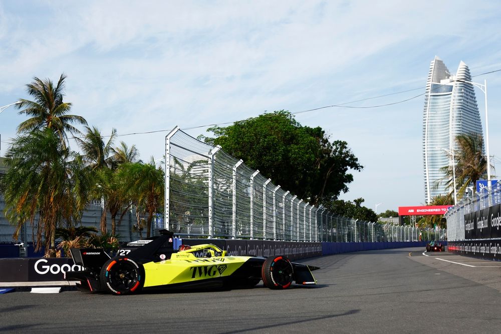 Jake Dennis, Andretti Formula E