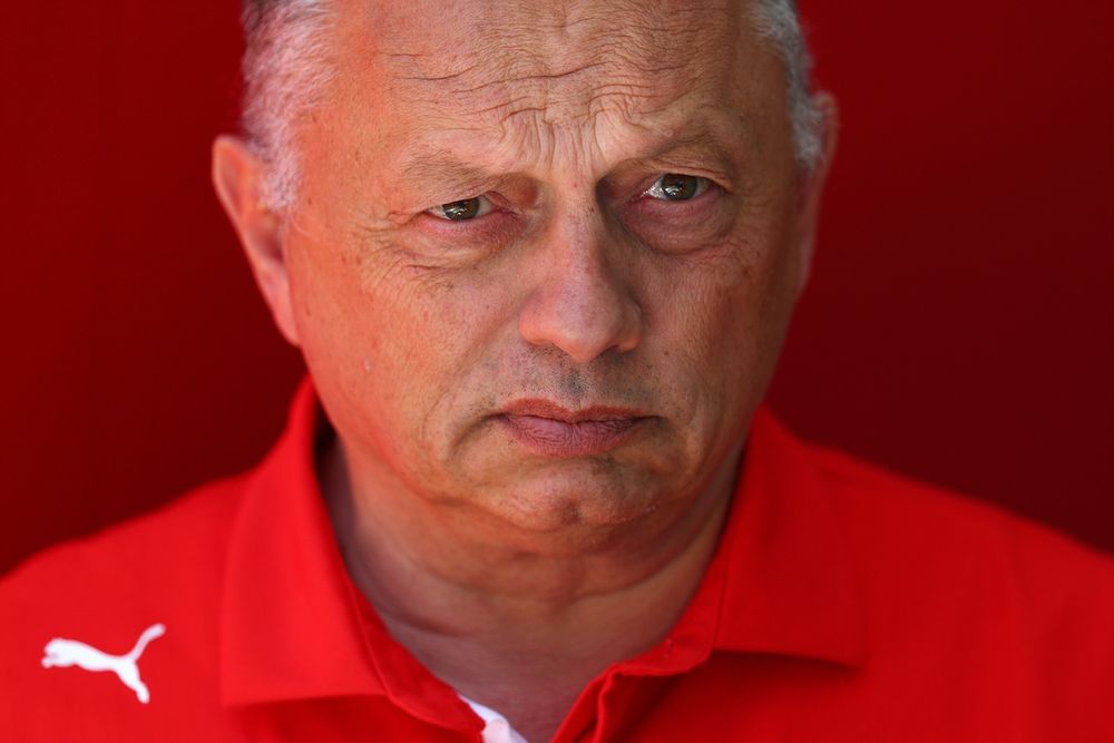 F1 | Ferrari, Vasseur oggi sarà assente: rimarrà in osservazione dopo alcuni accertamenti medici