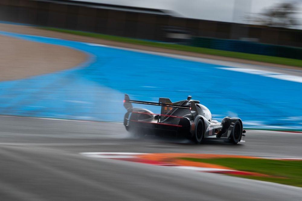 Genesis Magma Racing GMR-001