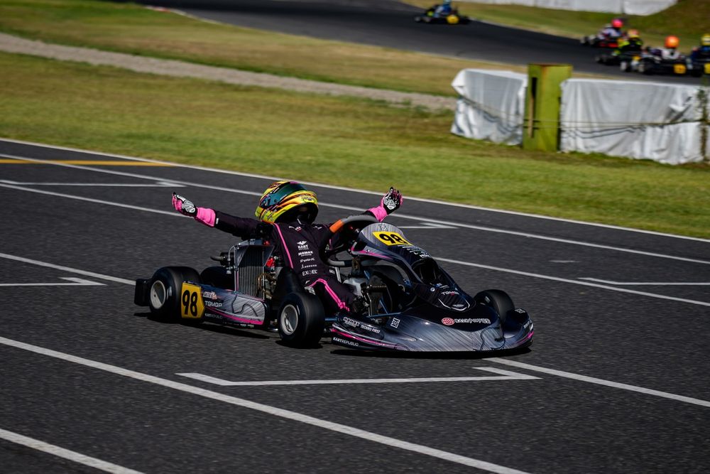 EXGEL MAXチャンプ最終戦、3クラス106名のカートドライバーが夏の鈴鹿