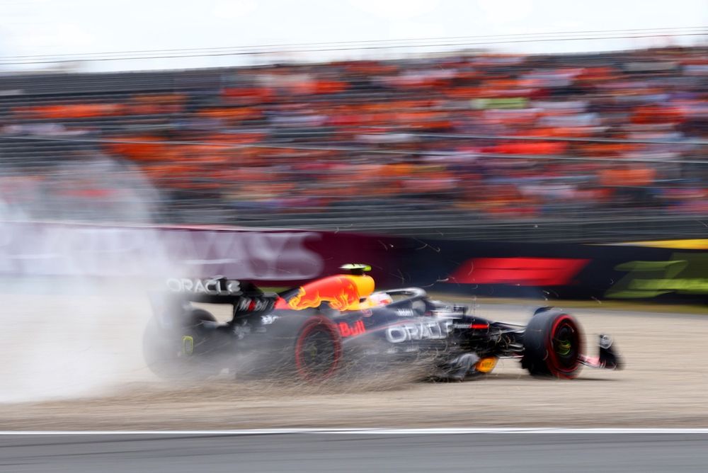 Yuki Tsunoda, Red Bull Racing crash
