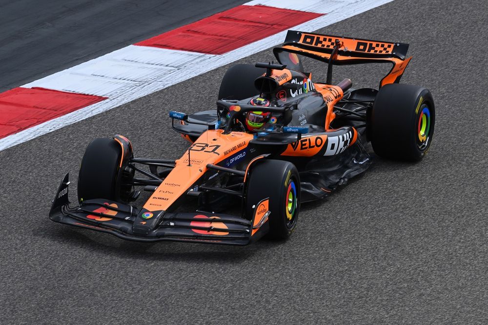 Oscar Piastri sulla McLaren MCL39