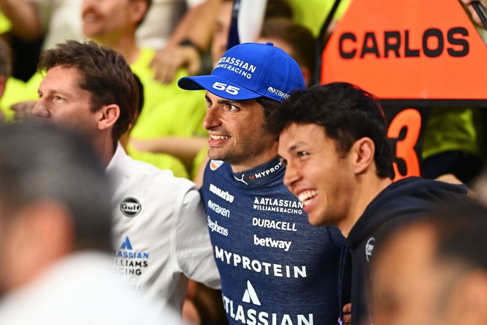 Carlos Sainz, Williams, Alexander Albon, Williams, James Vowles, Team Principal, Williams